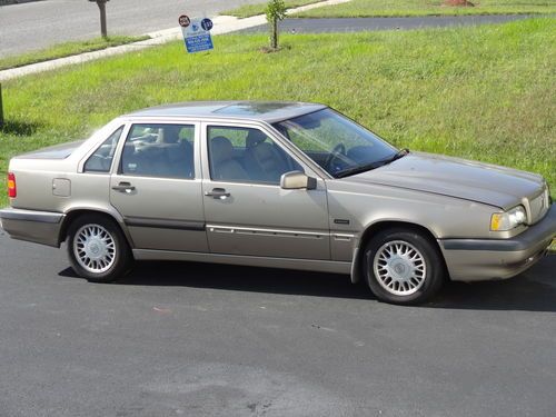 1994 volvo 850 base sedan 4-door 2.4l