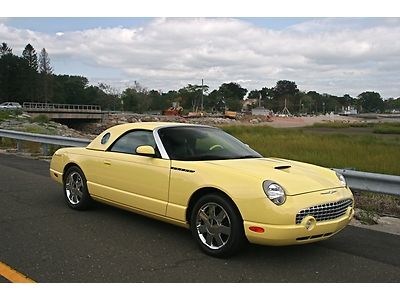 2002 ford thunderbird "1400 miles, showroom fresh, the best!!!"