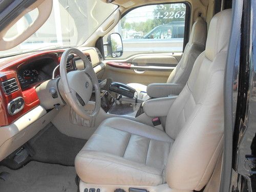 Purchase Used 2004 Ford Excursion Executive Limo 50k