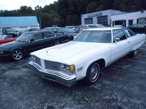 1976 oldsmobile 98 regency coupe 2-door 7.5l