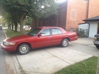 1996 red mercury grand marquis gs low miles