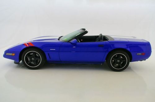 1996 corvette grand sport convertible **low miles** collector item**