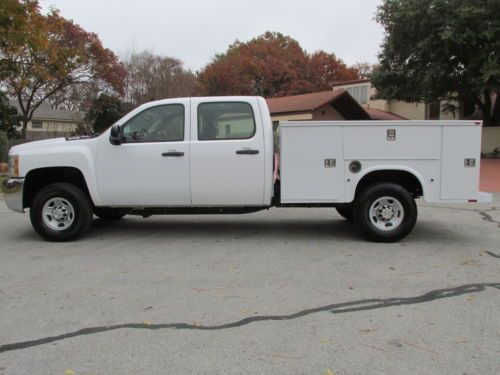 08 chev 2500hd crew cab 4x4 utility bed work truck