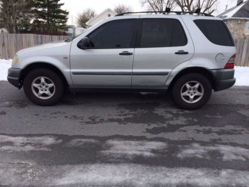 1999 Mercedes-Benz ML320 4WD, HTD SEATS, LEATHER, SUNROOF, CLEAN, image 10