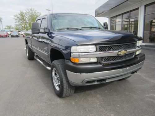 2001 chevy 2500hd crew cab, 8ft bed, duramax, leather, 4 x 4