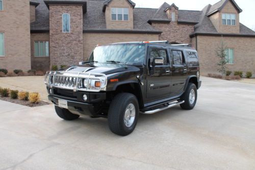 2007 hummer h2 suv with 6.0l v8.  all options plus upgraded sound.  low miles!!!