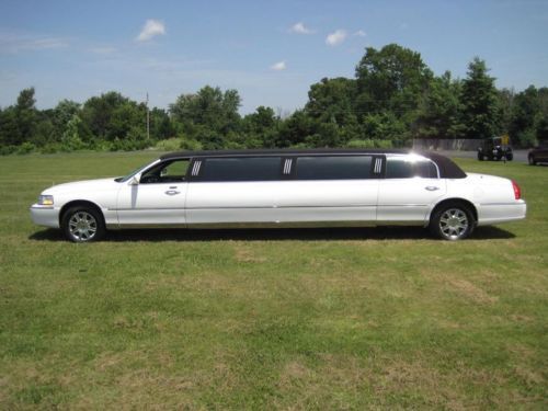 Looks awesome 120&#034; limo by springfield coach builders
