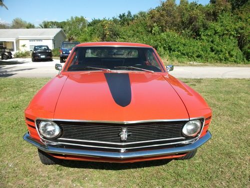 Matching vin factory restored 1970 2 door mustang coupe..stunning...a must see!!