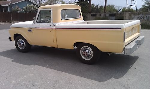 Classic 1966 two tone ford pickup in great condition