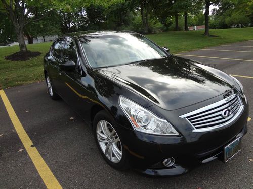 2010 infiniti g37x low miles !!!