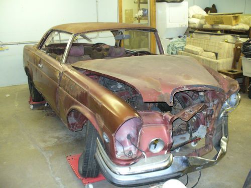 1971 mercedes w111 280se coupe, parts car. 3.5 v8