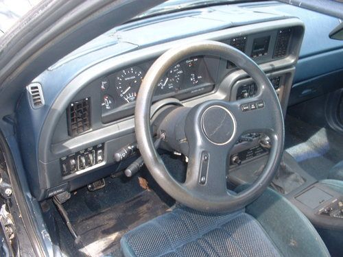 1988 ford thunderbird turbo sedan 2-door 2.3l 5 speed  project car