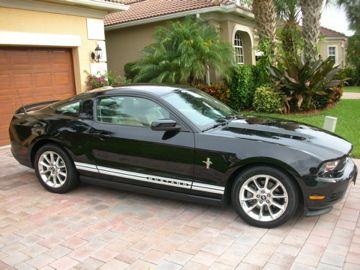 2011 ford mustang base coupe 2-door 3.7l