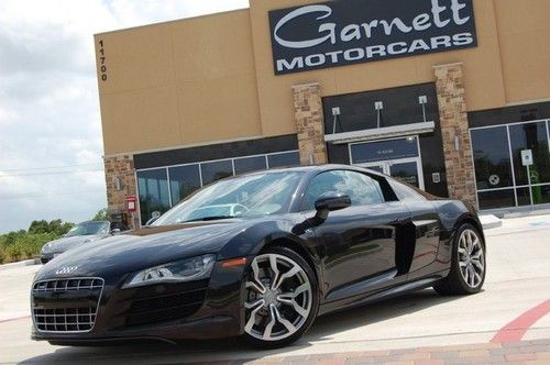 2011 audi r8 5.2 v10*one owner*mint cond*manual*carbon*b&amp;o sound*must see*we fin