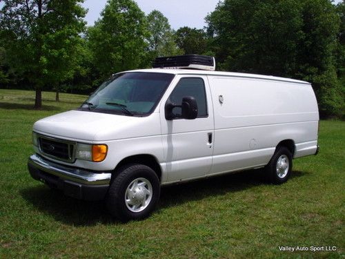 2004 ford e-250 3/4 ton extended refrigerated cargo van reefer no reserve