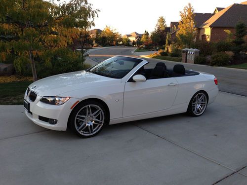 2009 bmw 328 hardtop convertable. premium/sport/cold weather packages beautiful!