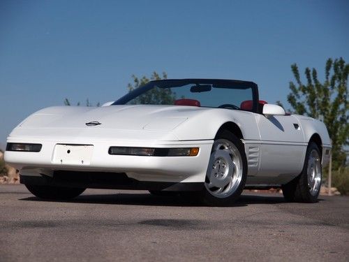 1991 chevrolet corvette convertible 25k original miles show &amp; collector quality