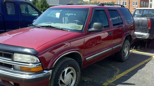 1998 chevy blazer have key no start miles unknown leather seating