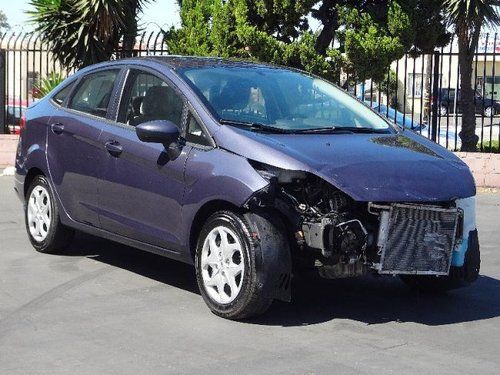 2013 ford fiesta salvage repairable rebuilder fixer only 11k miles runs!!!