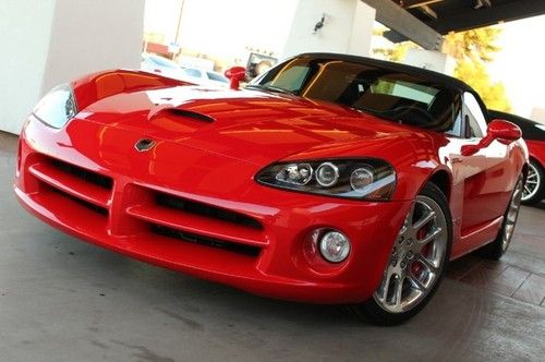 2005 dodge viper srt10. like new in/out. red/blk. well optioned. clean carfax.