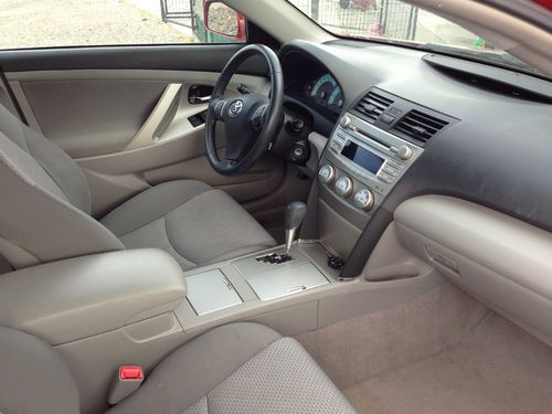 2011 Toyota Camry SE Sedan 4-Door 3.5L, image 3