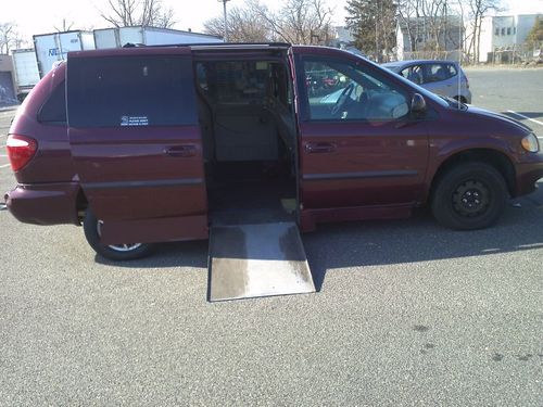 Van wheelchair handicap vmi power ramp  2002 dodge caravan sport