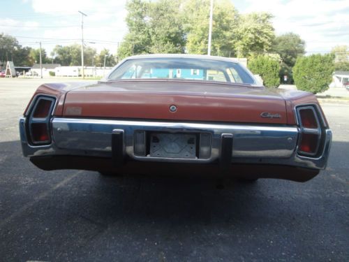 1973 Chrysler Newport  Low miles  Like Cadillac,Lincoln,etc, image 5
