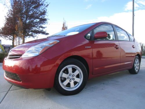 No reserve! 48 mpg! clean carfax! back-up camera! runs great! 5dr gas-electric