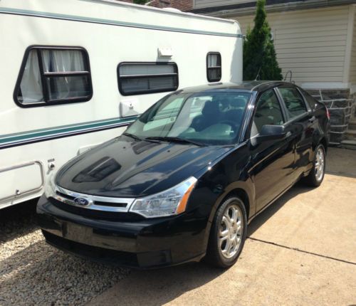 2010 ford focus se sedan 4-door 2.0l black rims aux no reserve