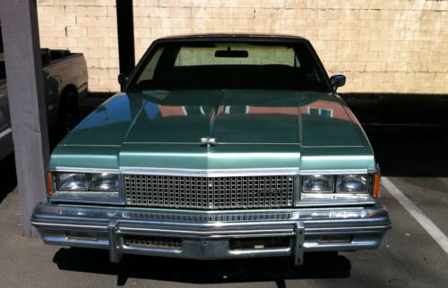 1977 chevrolet caprice classic coupe 2-door 5.7l semi-fastback glass house