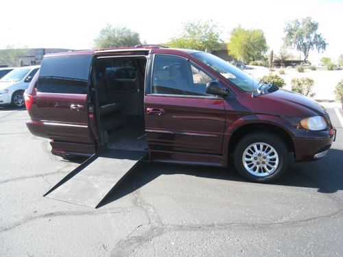 2002 chrysler town and country limited ! wheelchair / handicap ! one owner !