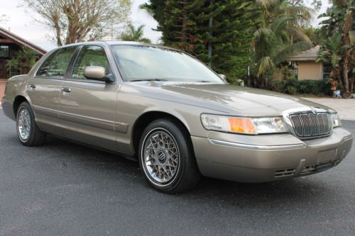 2001 mercury grand marquis gs-1-owner-fla-kept&amp;driven-lowest mileage in the usa!