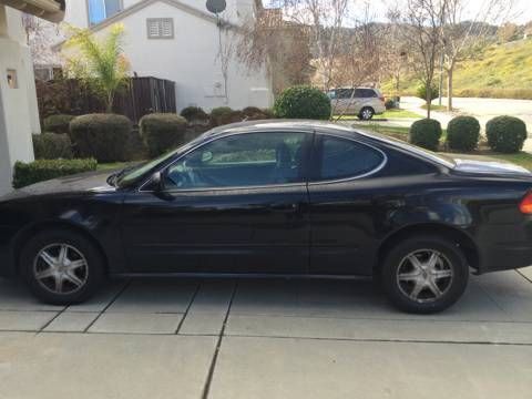 2003 oldsmobile alero  automatic vinyl gray leather condition:very good 1 owner