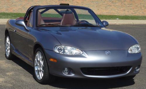 2002 mazda miata mx5 special edition - convertible, low miles(very clean)