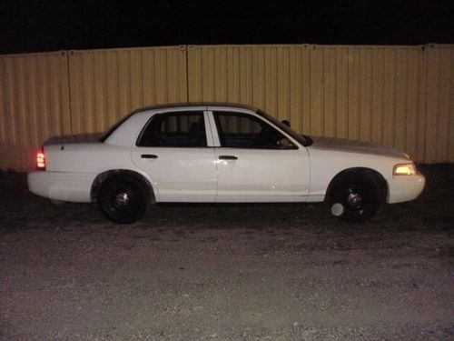 2005 ford crown victoria p71 police interceptor