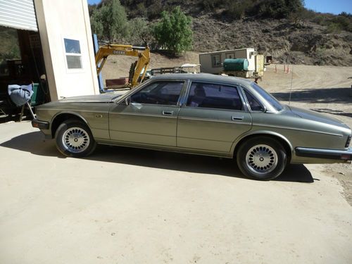 Jaguar xj6 vanden plas, in storage for years runs great, int good cond