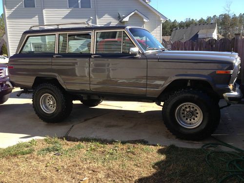 1987 lifted jeep grand wagoneer