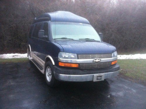 2003 chevrolet express southern comfort conversion van