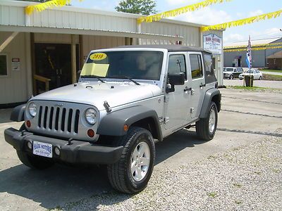 2010 jeep wrangler unlimited sport 4 door 4x4 with only 63k miles
