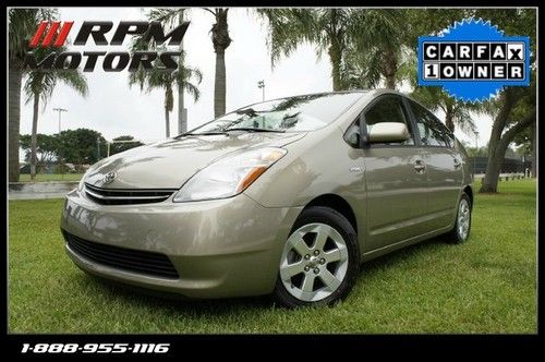 1 owner florida prius super clean in &amp; out low miles no accidents clean title