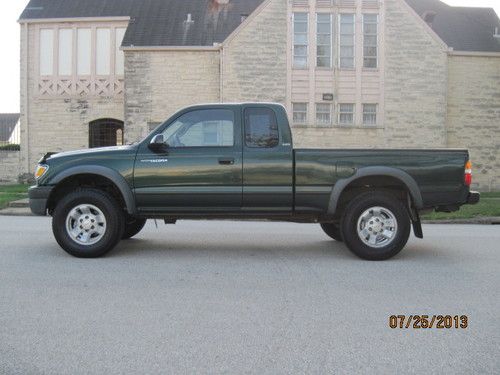 2001 toyota tacoma sr5 prerunner xtra cab cab-2 owner &amp; runs perfect!