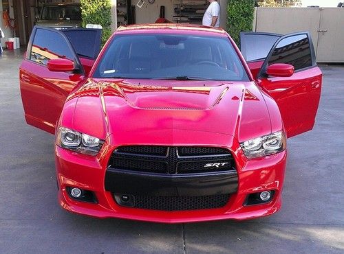 2012 dodge charger srt8 sedan 4-door 6.4l