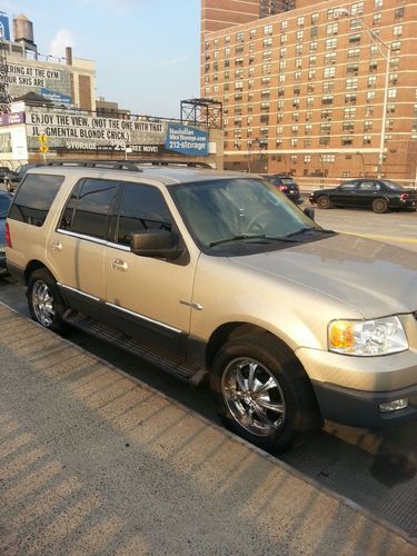 2005 ford expedition xlt sport utility 4-door 5.4l