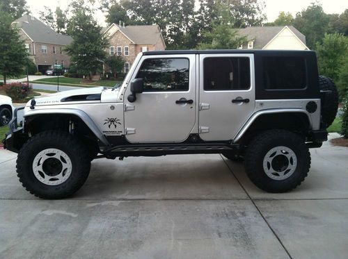 2010 jeep wrangler unlimited rubicon highly modified
