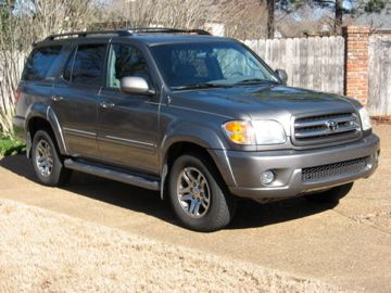 2003 toyota sequoia limited, great condition, highway miles, one adult owner