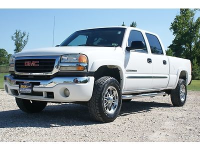 Heavy duty gmc 2500 bed cover custom wheels 6.0 liter automatic new tires