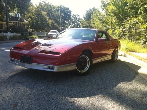 Red 1987 trans am with 350tpi, ws-6, electronic instruments and a/c. beautiful!