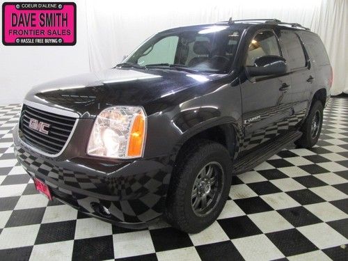 2009 4x4, heated leather, adjustable pedals, parking sensor, tow hitch, sunroof