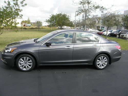 Sell used 2012 Honda Accord EX-L Sedan 4-Door 3.5L in Palm Beach
