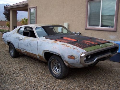 1971 plymouth road runner 383/ 4 speed project car, p/s, mopar big block, cheap